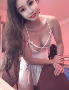 Las fotos de las dos nuevas chicas asiáticas son 1