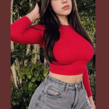Una chica única y muy completa, Alicante