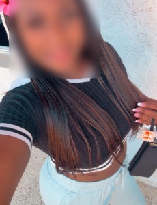 Jovencita por la vega baja