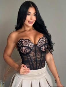 Laura  dulzura latina en torrevieja