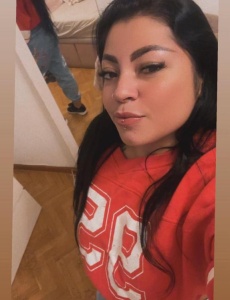 Hola soy kelly nueva por tu ciudad