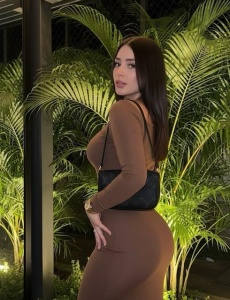 Valeria jovencita divertida nueva en la zona!!!