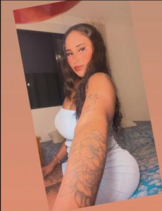 Chica top nueva en torrevieja