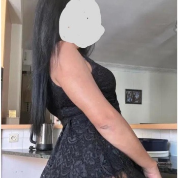 Paola jovencita delgada cuerpo 26 años, Campello