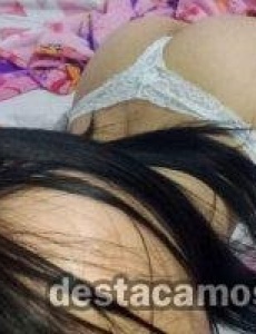 Voy a tu casa y te la mamo a pelo