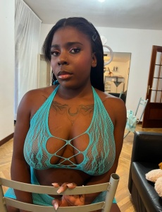 Diosa de ebano para tus fantasias