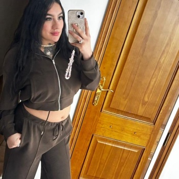 Soy salomé, joven, segura y con ese toque, Elche