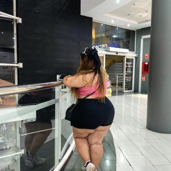 Curvy colombiana, Alicante