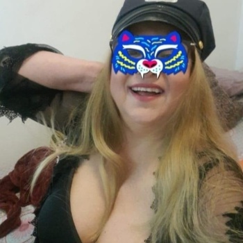 Soy una gordita con curvas muy educada cariÑosa solo para seÑores educados estoy en torrevieja ablame, Torrevieja