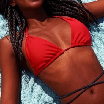 Negrita jovencita, Elda