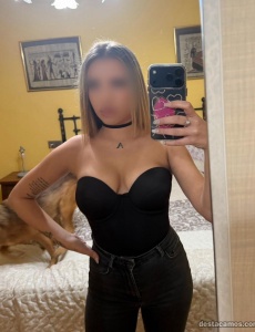 Aroa española masajista