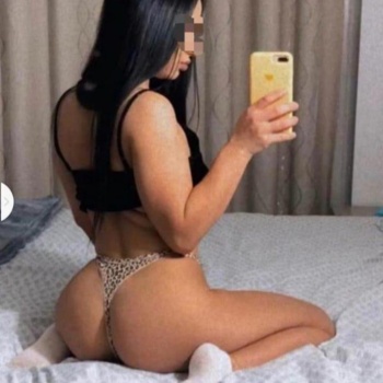 Alexandra salidas 24 h ( salidas / outcall), Alicante