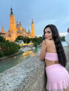 Daniela extrovertida nueva en alicante