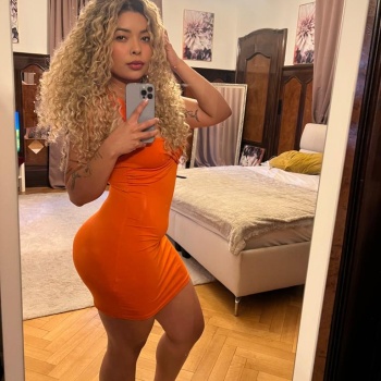Gabriela, Alicante