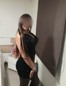 Soy Karol, una mujer encantadora. Estoy recién llegada