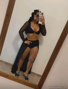 Hola guapetones, me llamo Mia, y soy una