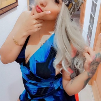 Hermosa mujer rubia sexi, todo un volcán, Alicante