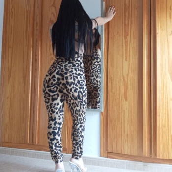 Chica de lujo real. Recién llegada, Albatera