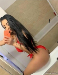 Sara una morena muy atractiva cariñosa dulce sensual idependiente llamame te espero muy cahonda