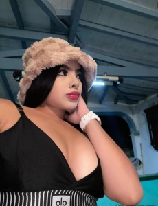 Hermosa morenita