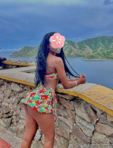 Elda sofía morena jovencita cariñosa ️️️