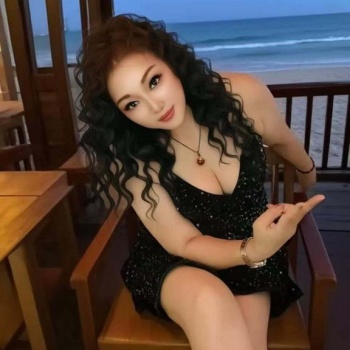 La nueva chica asiática, Alicante