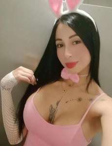 Masajista colombiana lana