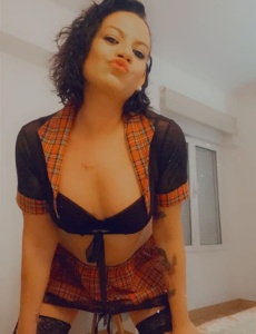 MarÍa española muy morbosa…dame la lechita en mi boquita..