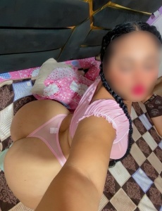 Rellenita bajita con muchas nalgas! Salidas fiesta