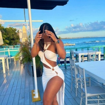 Joven morena nueva en elche, Elche