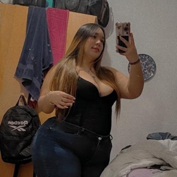 Curvy colombiana, Alicante