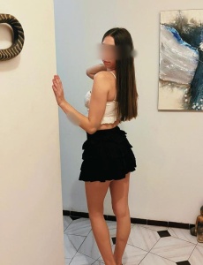Hola chicos me llamo Alba, soy una joven