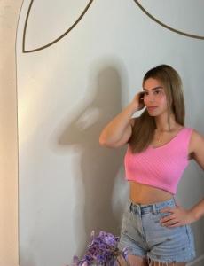 Soy camila , recién llegada a denia