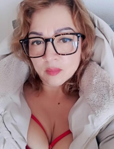Valeria, madurita ven y disfruta de mi compaÑÍa estoy en torrevieja ven te estoy esperando, Últimos dÍas