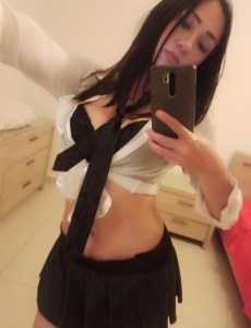  Megan Española, Mia Colombiana y Roxana Venezolana