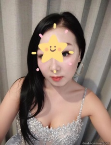 La nueva chica asiática en alicante