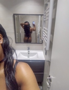 Corina, venezolana en alicante centro