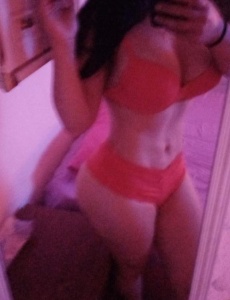 Hola soy carol estoy en elche chicos