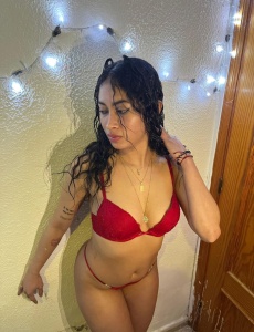 ,jovencita preciosa coñito estrecho