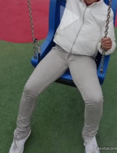 Selene española real 33 años.