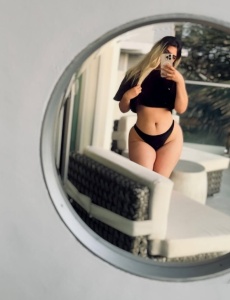 Daniela  rubia real 100% explosiva en alicante centro
