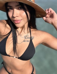 Jovencita caleÑa de piel morena