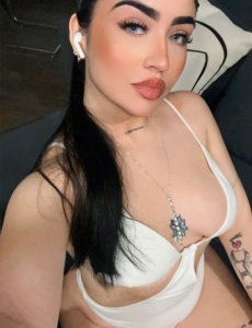 Soy sasha de paso por alicante