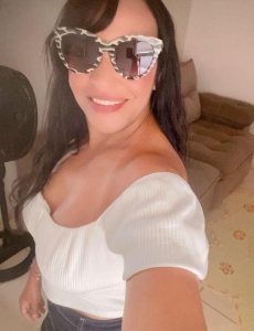 BrasileÑa dulce cariÑosa guapa 24h