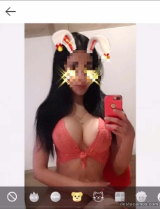 Curvas exuberantes cachonda latina