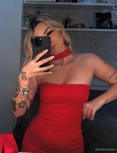 Rubia en chalet acepto visitas