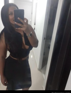 Hermosa y volubtuosa