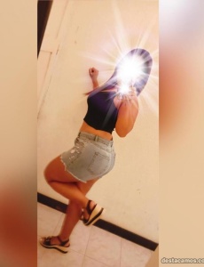 Te encantará llegó morena latina con lo mejor