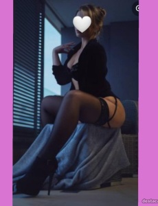 Soy nueva en este paraiso ven a conocerme