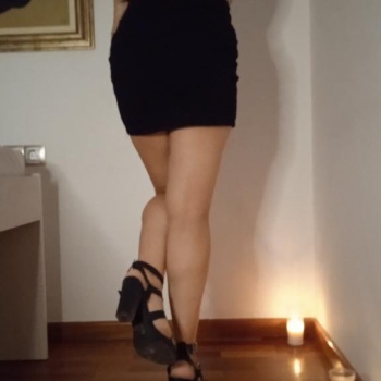 Elena todo un bombón de sensualidad. Ven a mi oasis del placer, Elche